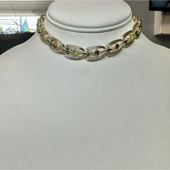 Vintage Signed Coro Topaz Goldtone Link Necklace 14-17" EUC - Picture 5 of 5